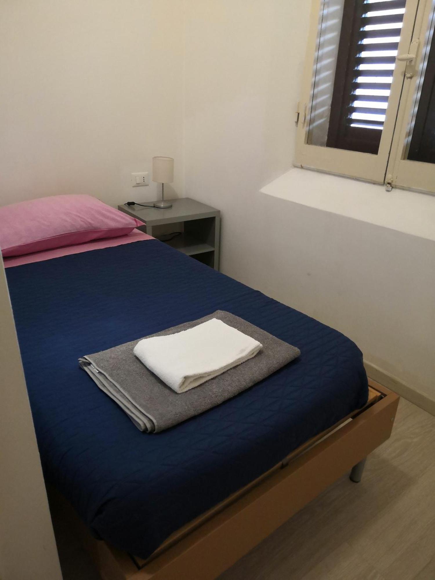 B&B Matteotti 23 Болоня Стая снимка